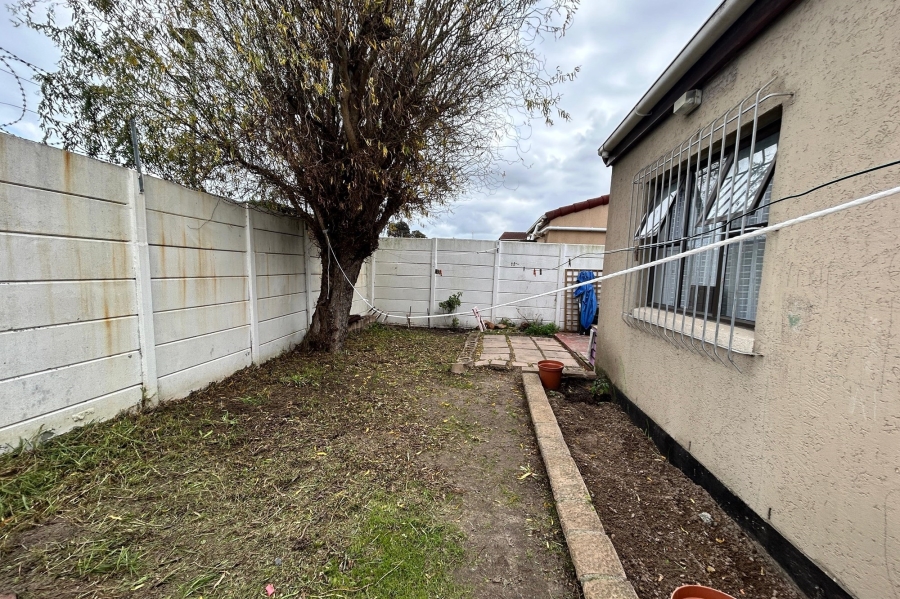 3 Bedroom Property for Sale in Wetton Western Cape